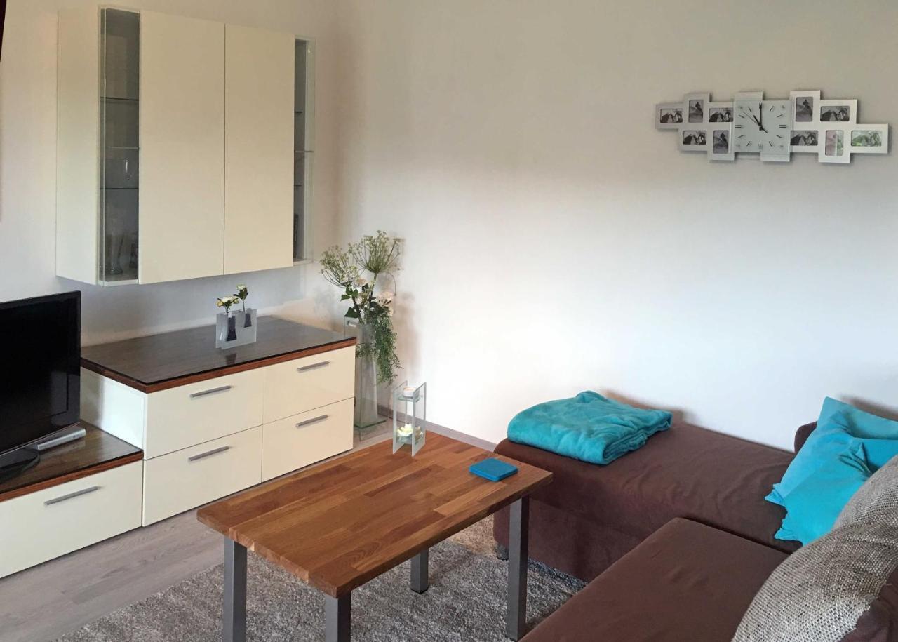 Ferienwohnung Im Paradies Momlingen Exterior foto